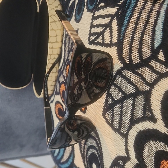 Burberry Sunglasses - Picture 1 of 7